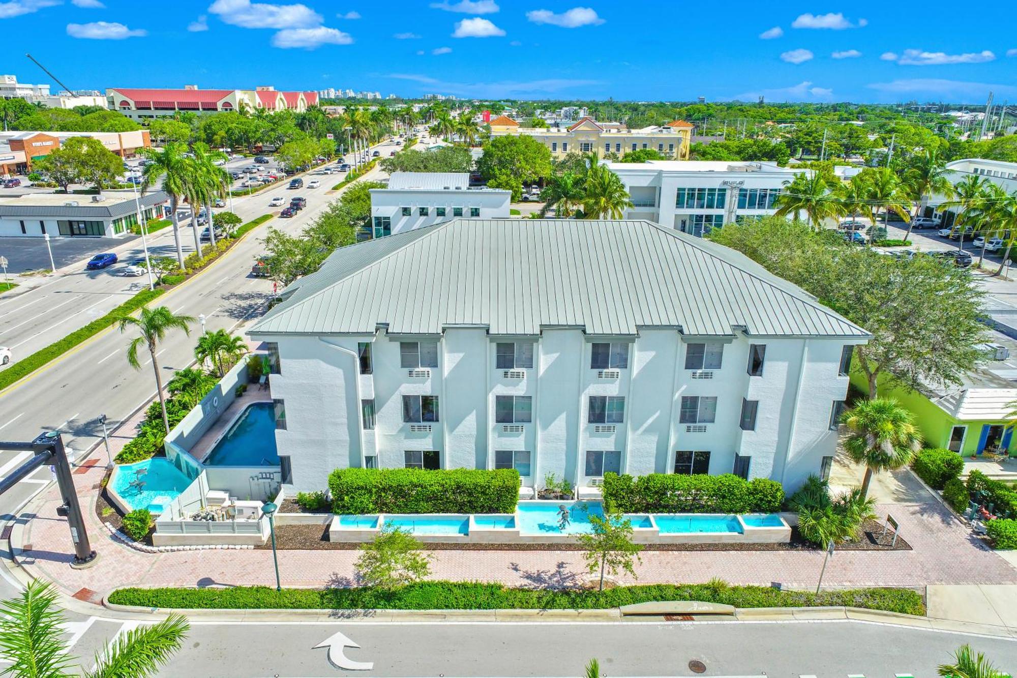Naples Park Central Hotel Екстер'єр фото