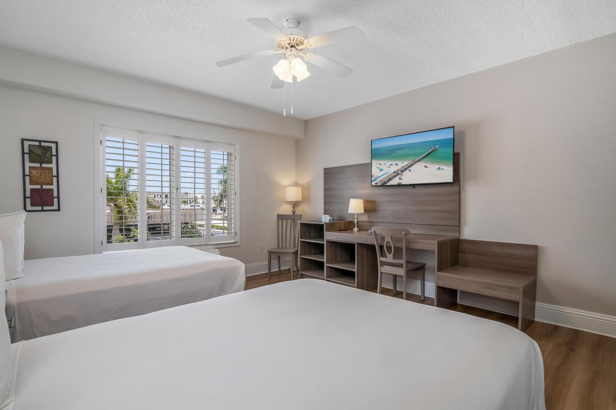 Naples Park Central Hotel Екстер'єр фото