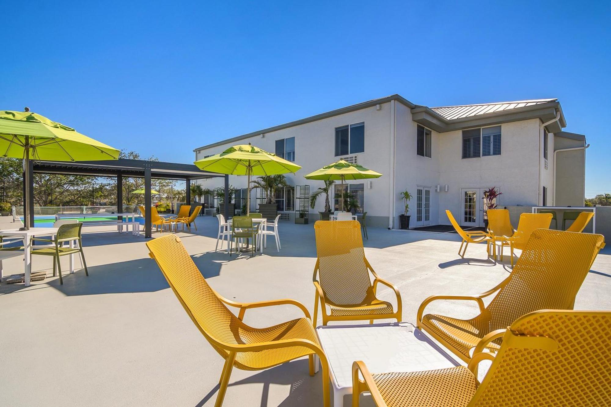 Naples Park Central Hotel Екстер'єр фото