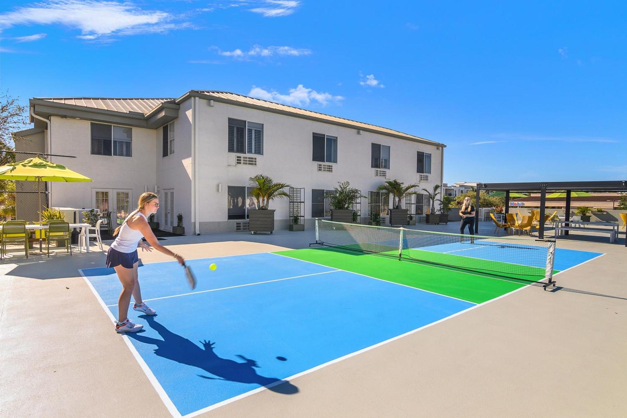 Naples Park Central Hotel Екстер'єр фото