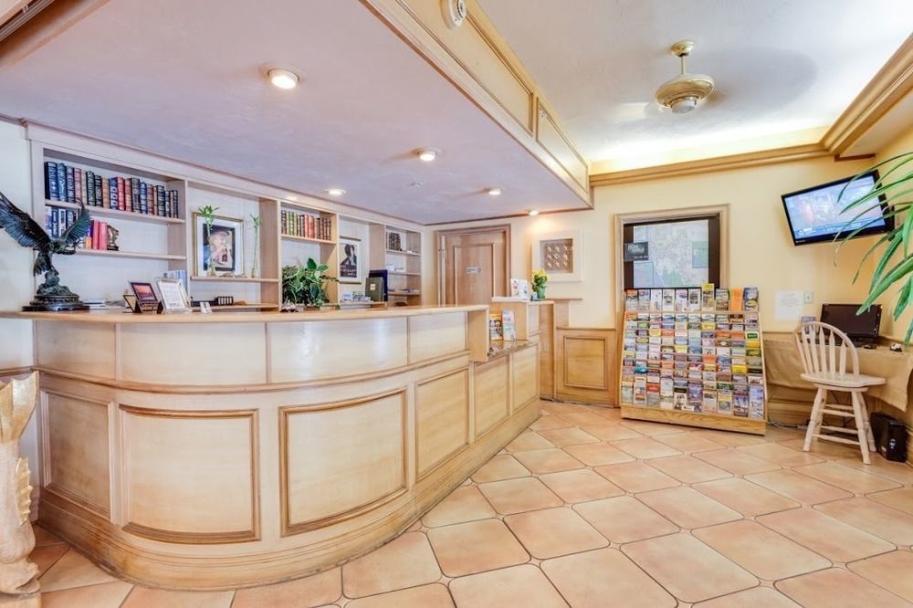 Naples Park Central Hotel Екстер'єр фото