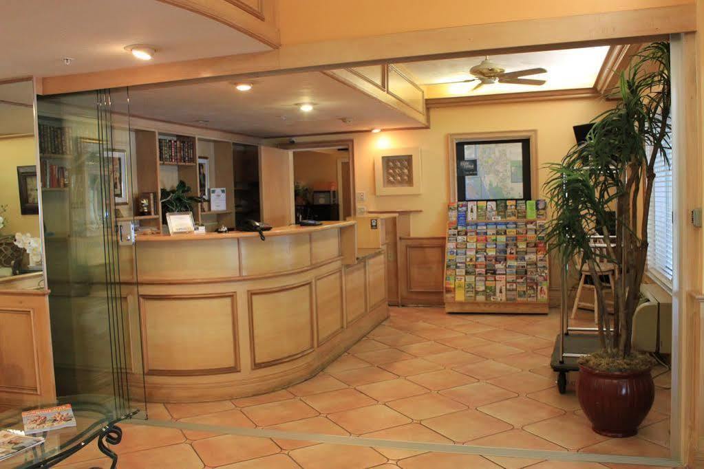Naples Park Central Hotel Екстер'єр фото