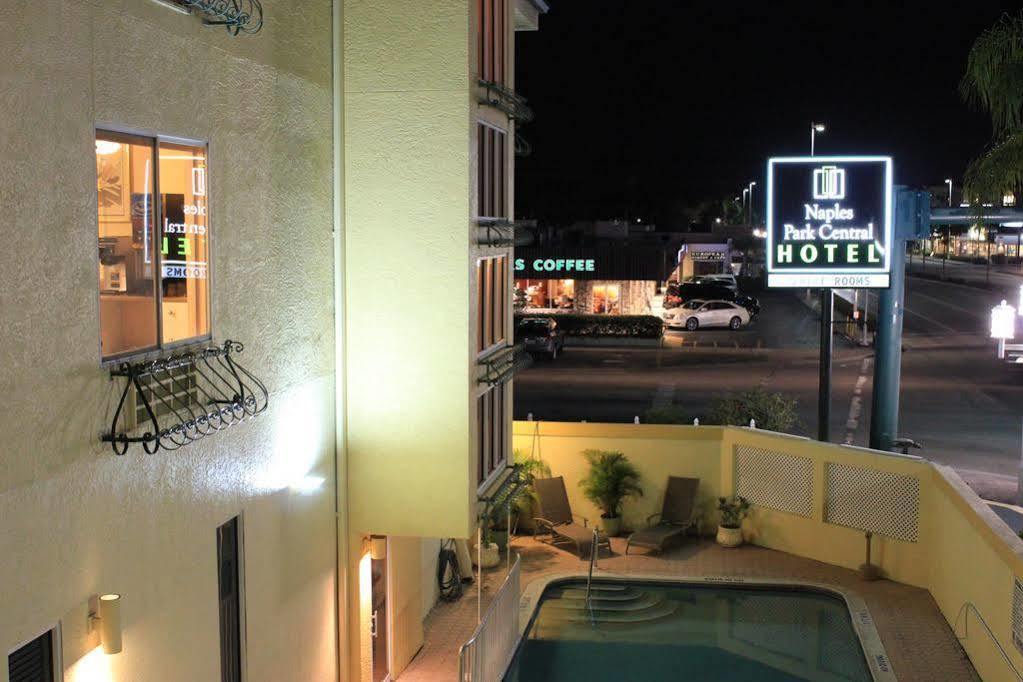 Naples Park Central Hotel Екстер'єр фото